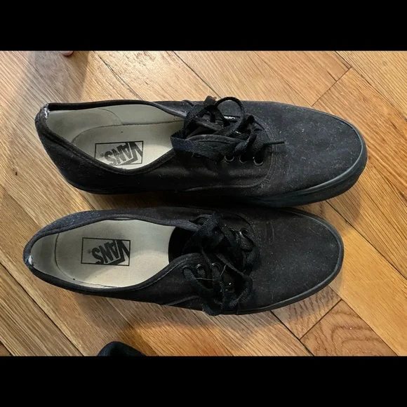 Vans - Picture 3 of 3
